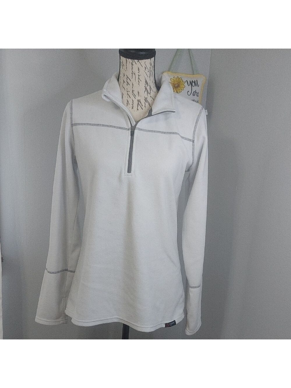 Cabela's White Fleece With Grey Details Long Sleeve Polo Sweatshirt thumbhole L